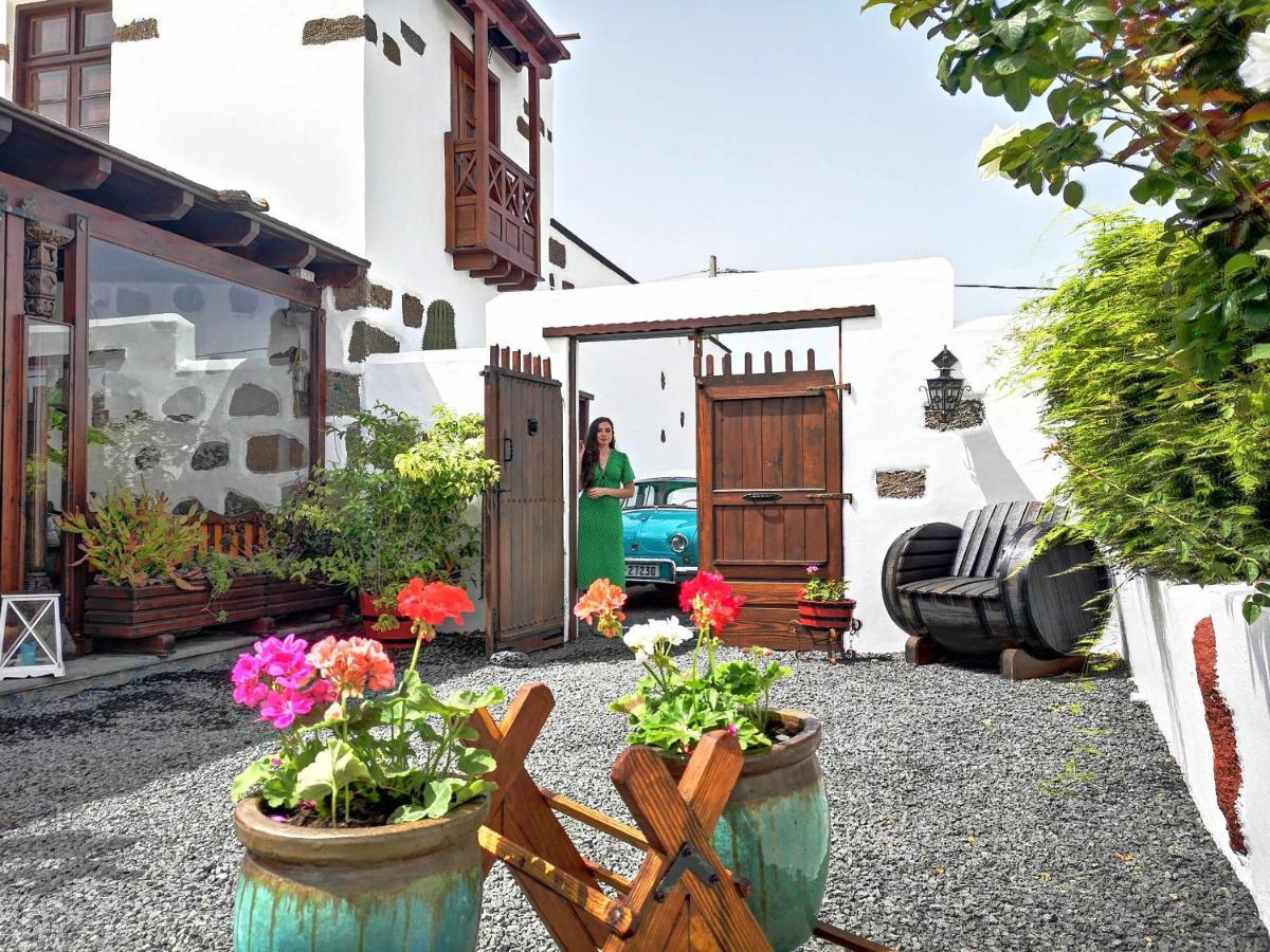 Gasthaus Casa Emblematica Garaday Lanzarote Tinajo Exterior foto