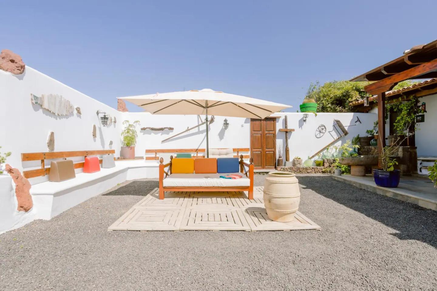Gasthaus Casa Emblematica Garaday Lanzarote Tinajo Exterior foto