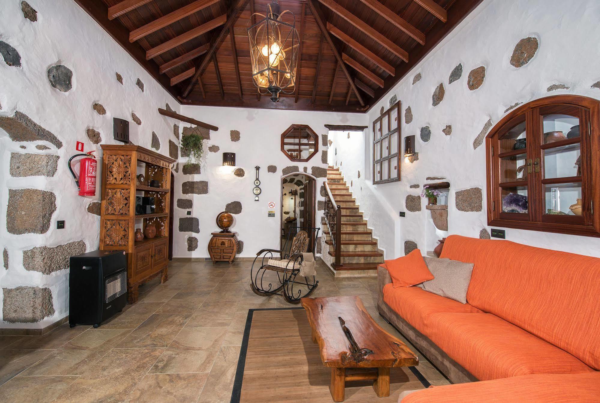 Gasthaus Casa Emblematica Garaday Lanzarote Tinajo Exterior foto